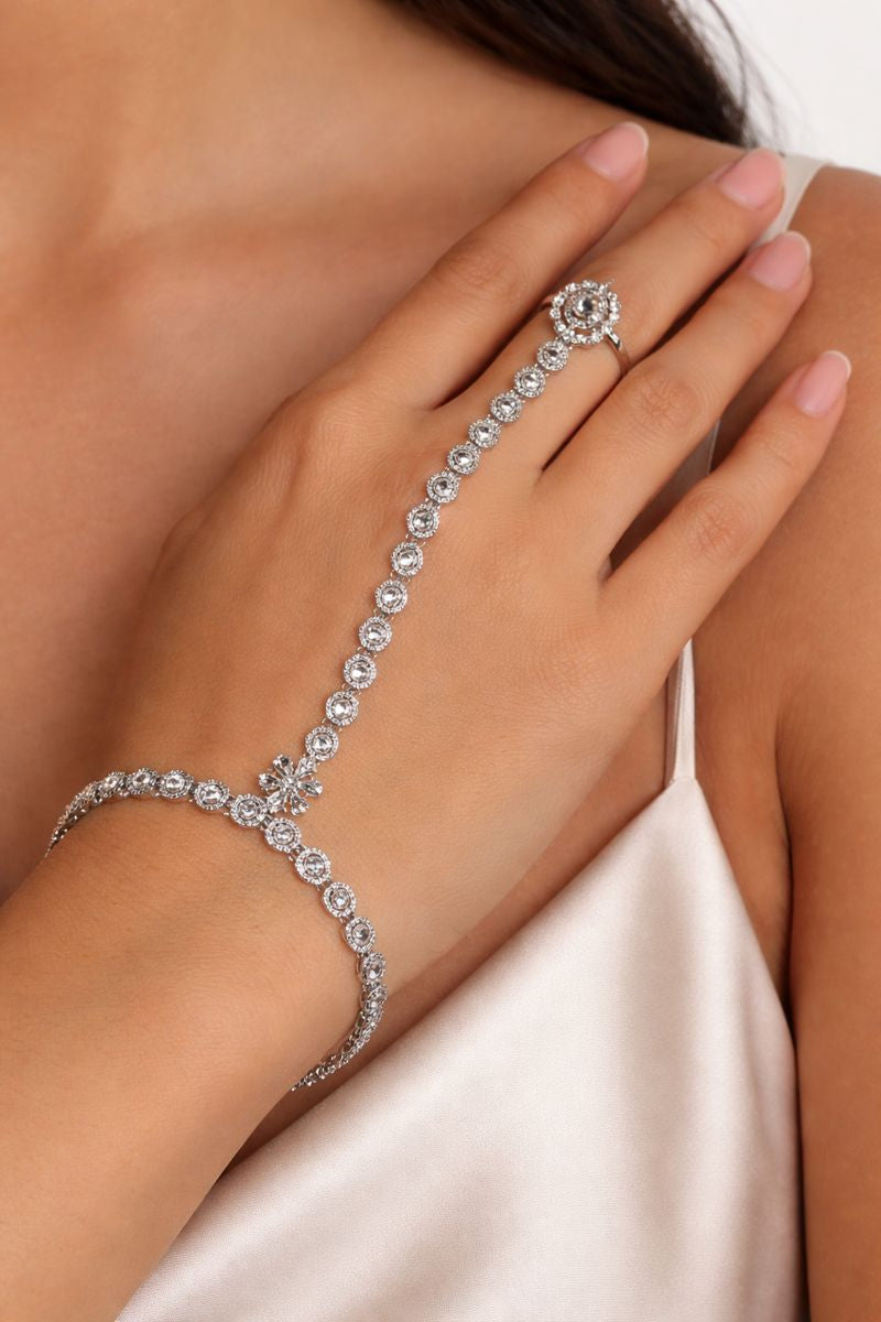 Solitaire Hand Harness Bracelet (Haath Phool)