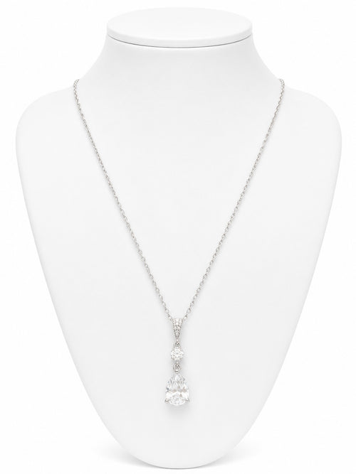Necklace with a pendant on a white mannequin bust