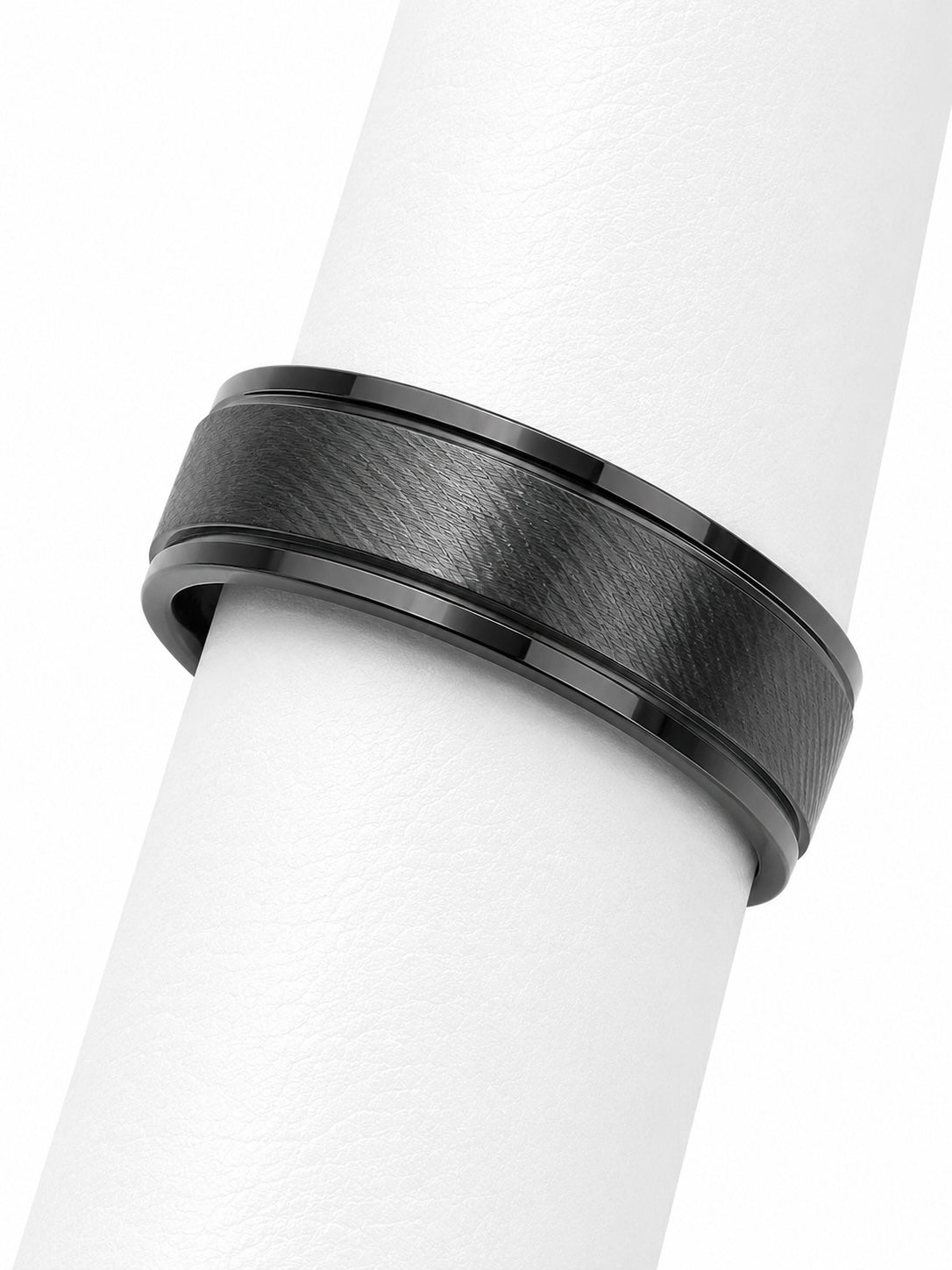 Black ring 